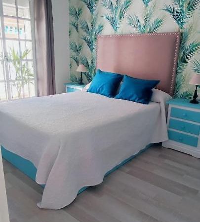 Apartamentos Ana'S Cozy Inns Torremolinos Exteriér fotografie
